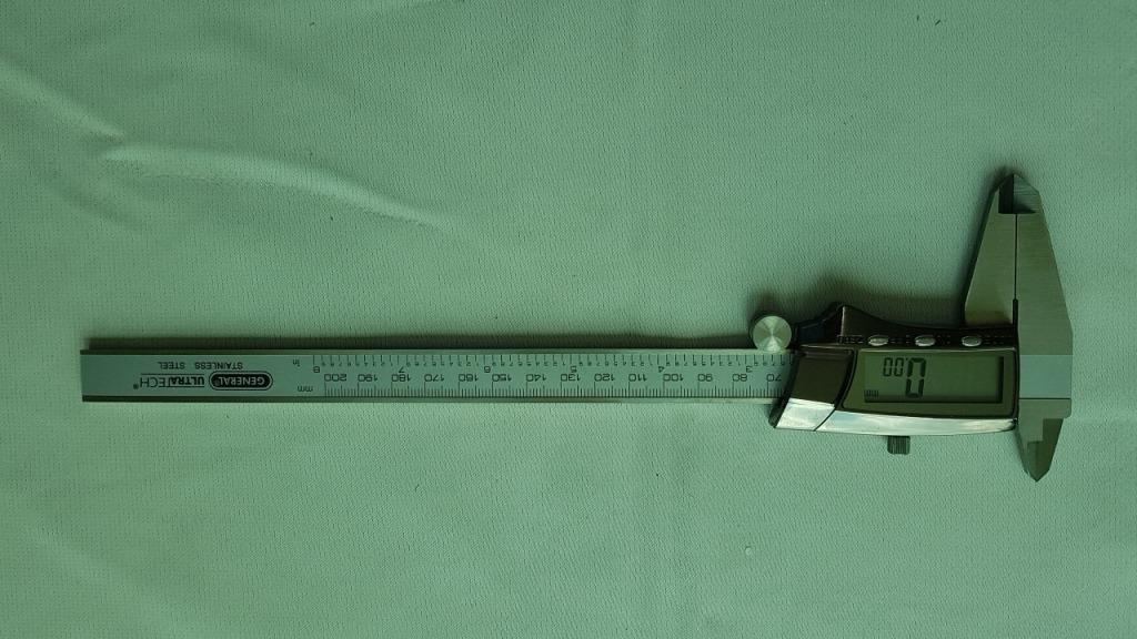 Caliper, Digital Caliper, Vernier Caliper, Digimatic Caliper, 6", (150mm) and 8", (200mm), Groz