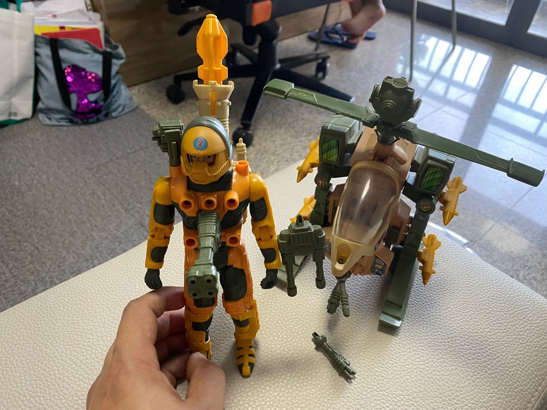 Centurion Vintage Toy Jake Rowell and accessories (1986