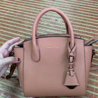 luggage bag sunway pyramid