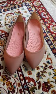 (Category: ) located in . Submitted by preloved.galore (Listing ID 1014563666, Image 1). Description: .