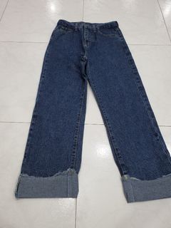 (Category: ) located in . Submitted by wardrobe_maniac__ (Listing ID 1014534182, Image 1). Description: .
