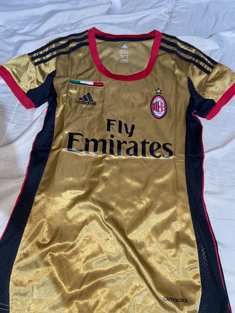 Fly emirates shirt, Men's Fashion 
