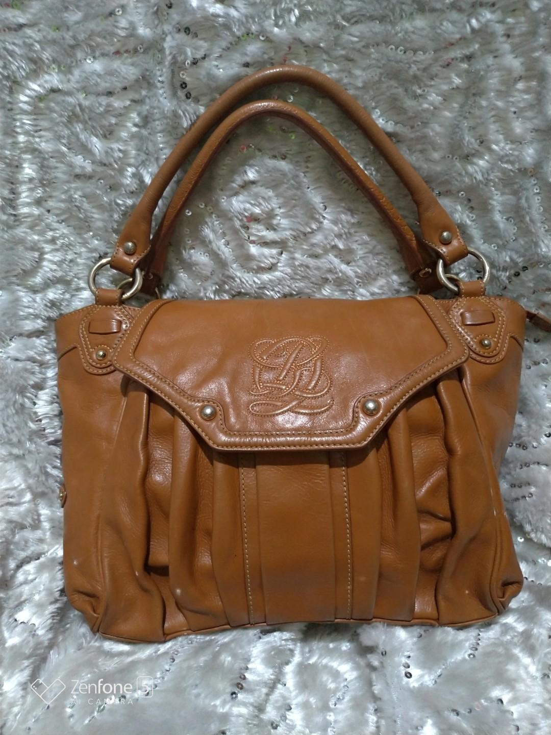 Original LOUIS QUATORZE ✨ Genuine leather ✨ Issue sign of usage sa corner.  Hindi halata since maroon na si sign of use and red naman color ng bag  PRICE: 700, By InvestOnBags