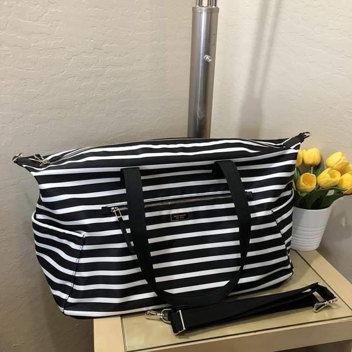 Kate Spade travel bag, Women's Fashion, Bags & Wallets, Purses & Pouches on  Carousell