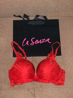 (Category: ) located in . Submitted by bri_closet (Listing ID 1014559338, Image 1). Description: .