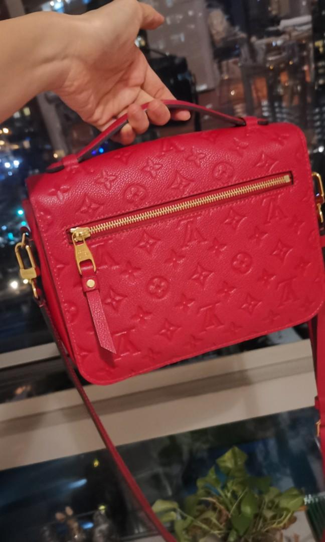 3D model Louis Vuitton Pochette Metis Bag Monogram Scarlet Red VR