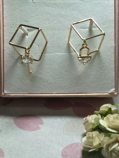 (Category: ) located in . Submitted by beadsee (Listing ID 1014465619, Image 1). Description: .