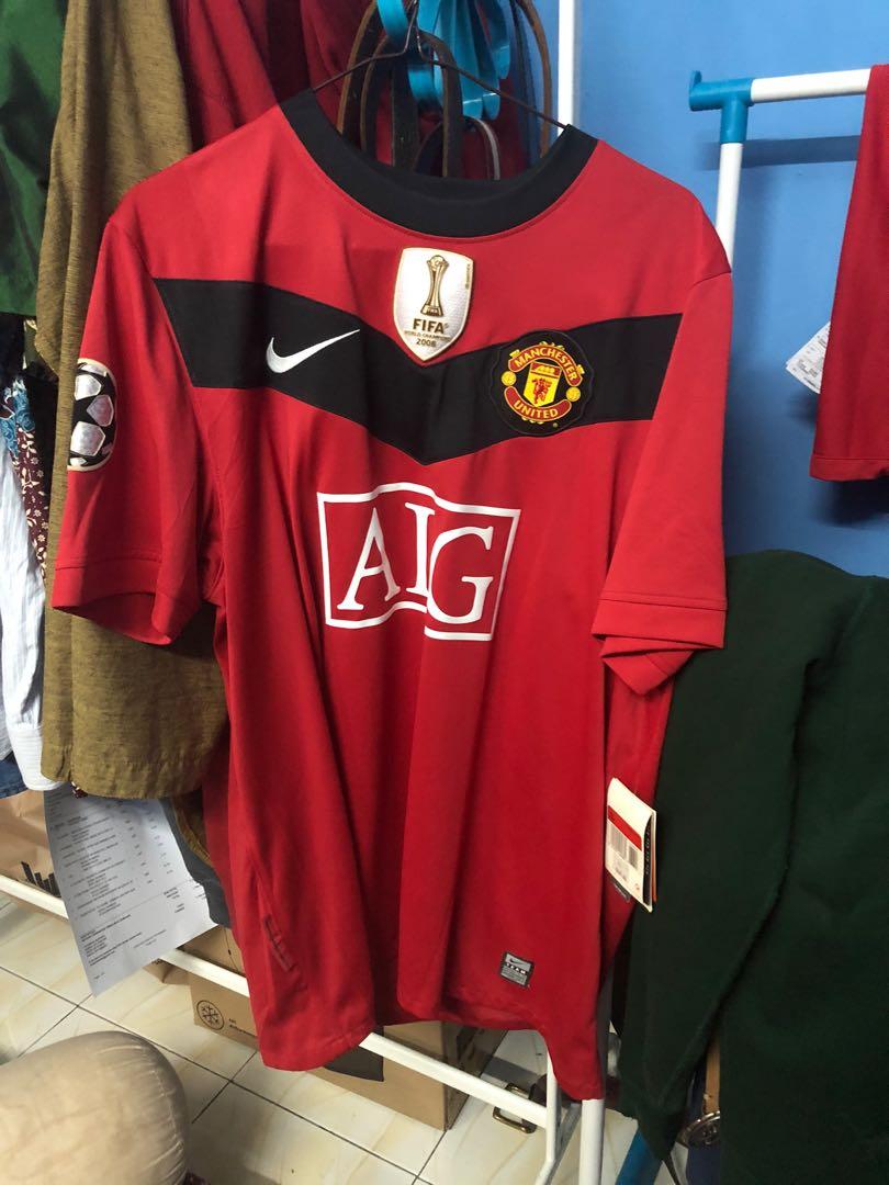 Manchester United Jersey Men S Fashion Clothes Tops On Carousell