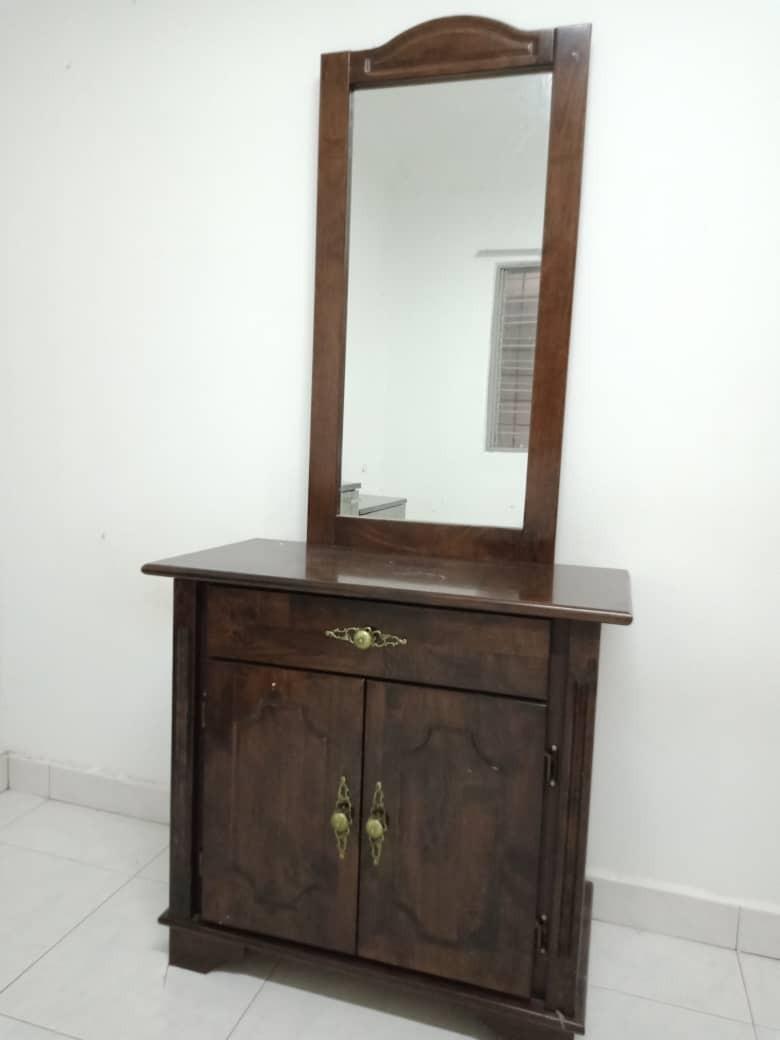 Meja Solek Home Furniture Furniture On Carousell