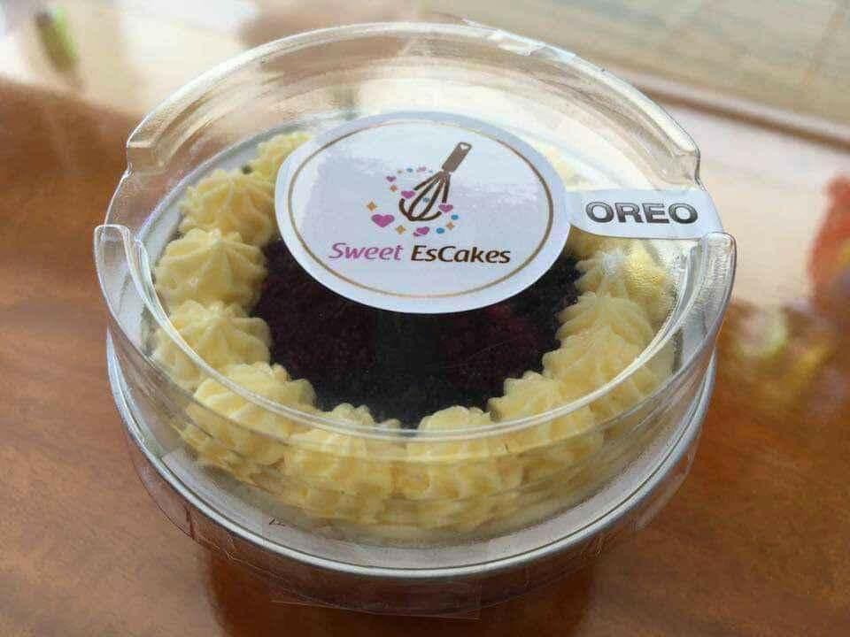Mini Cheesecakes (Category: Local Eats) located in Manila. Submitted by just.random123 (Listing ID 1014442150, Image 2). Description: Escakes Mini Cheesecake Available flavors: Strawberry Dulce de leche Oreo Ube Blueberry 3x1.5” Php 245.