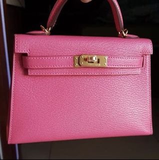 (Category: ) located in . Submitted by frenchlover (Listing ID 1014370601, Image 1). Description: .