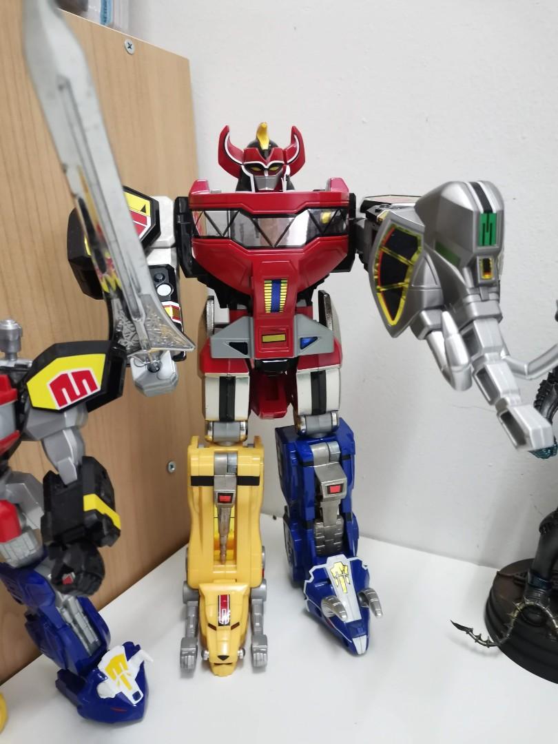 mainan power rangers megazord