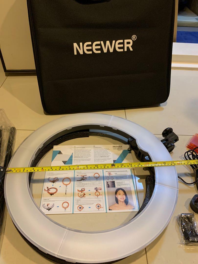 Lampe Anneau LED Neewer 19 Pouces - Écran Tactile, LCD, CRI 97+ - Pour Streaming, Zoom, Photos - Avec Trépied Et Supports