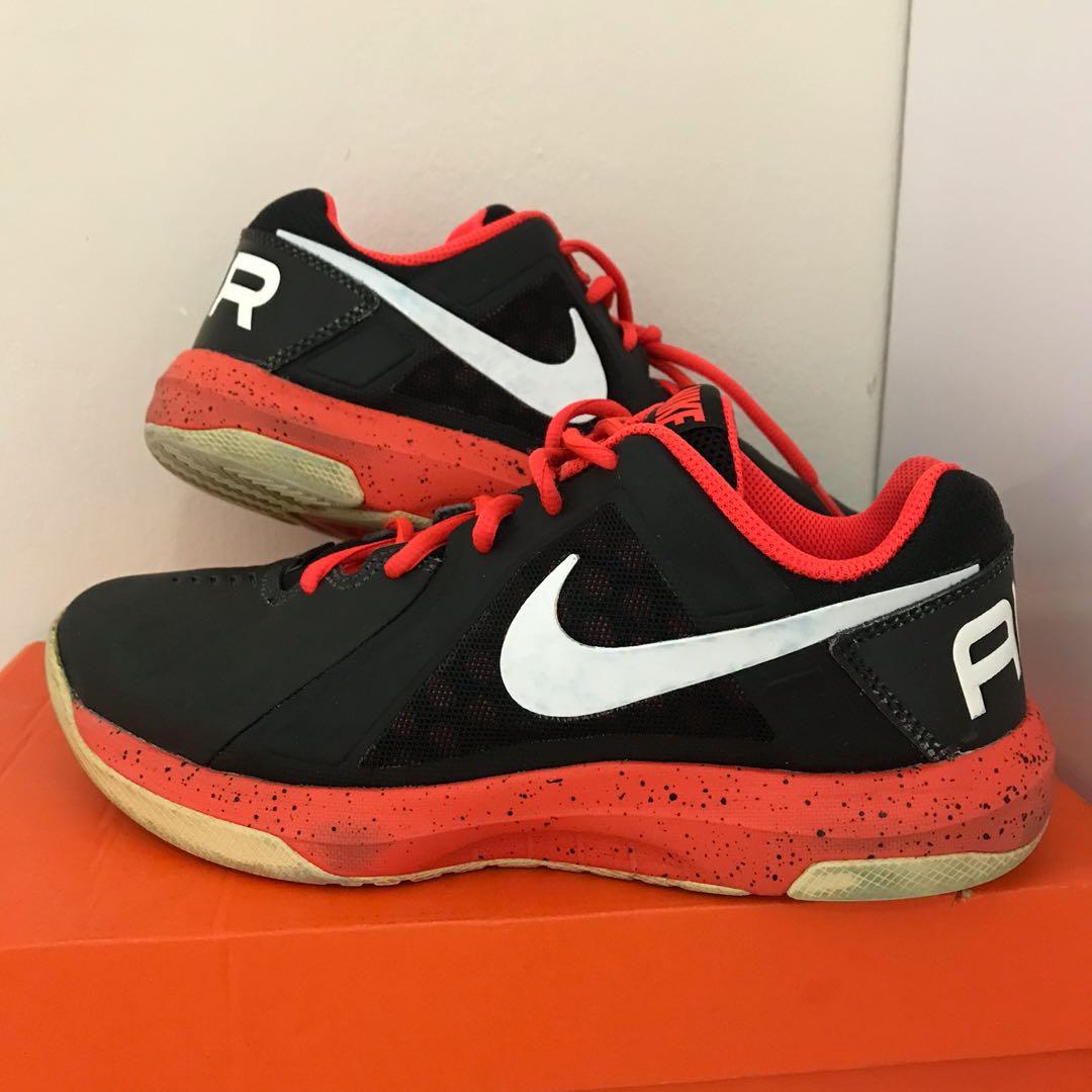 nike air basketball shoes