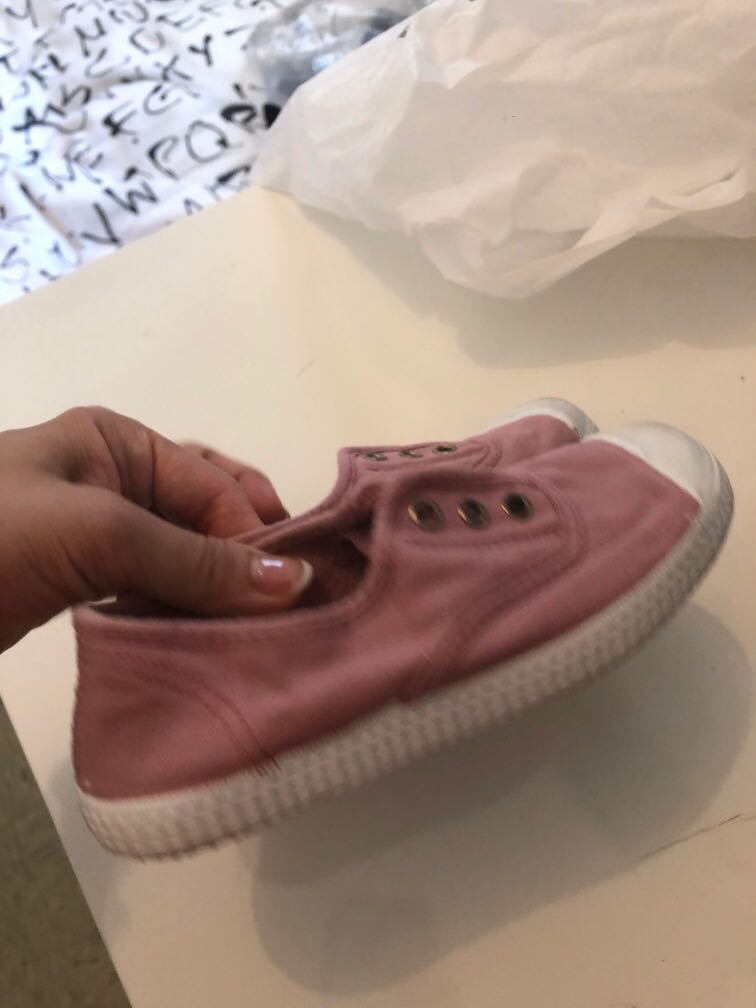 canvas shoes