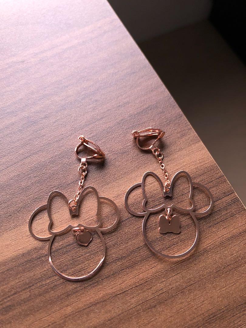 Minnie mouse clip on earrings top
