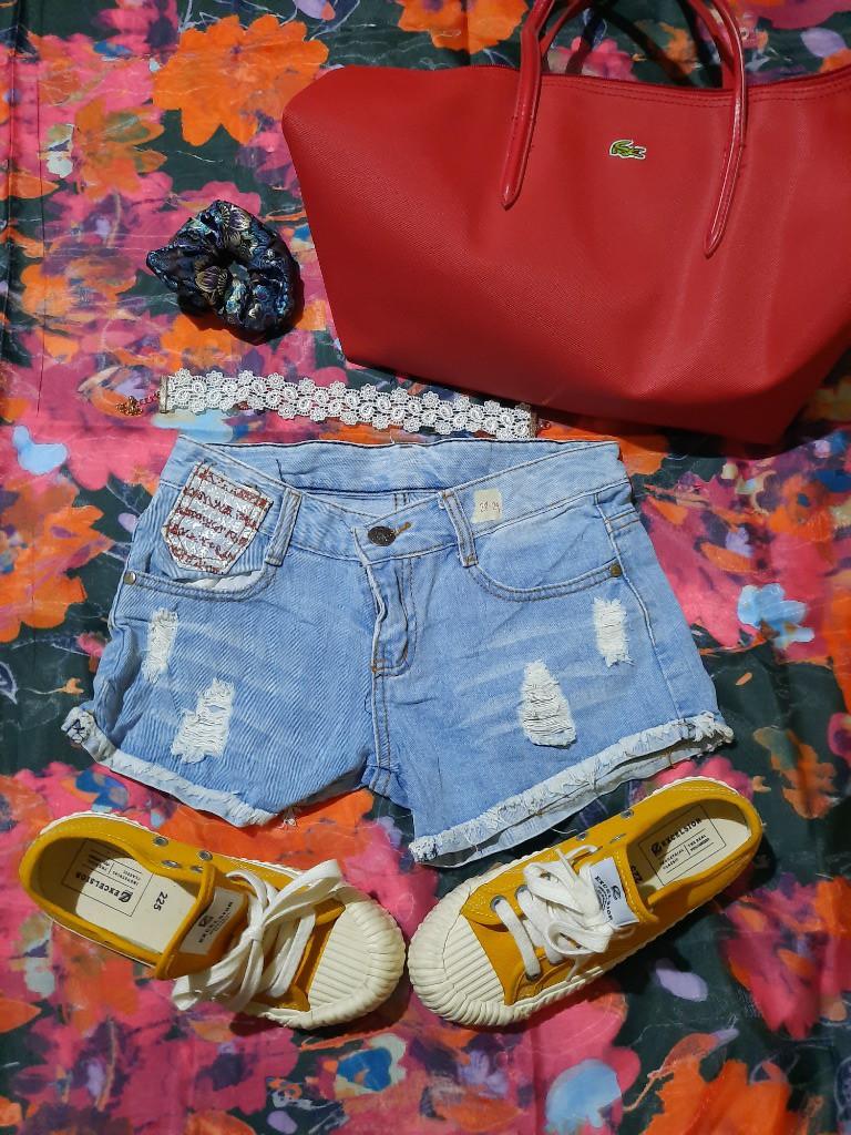 womens size 28 jeans in us