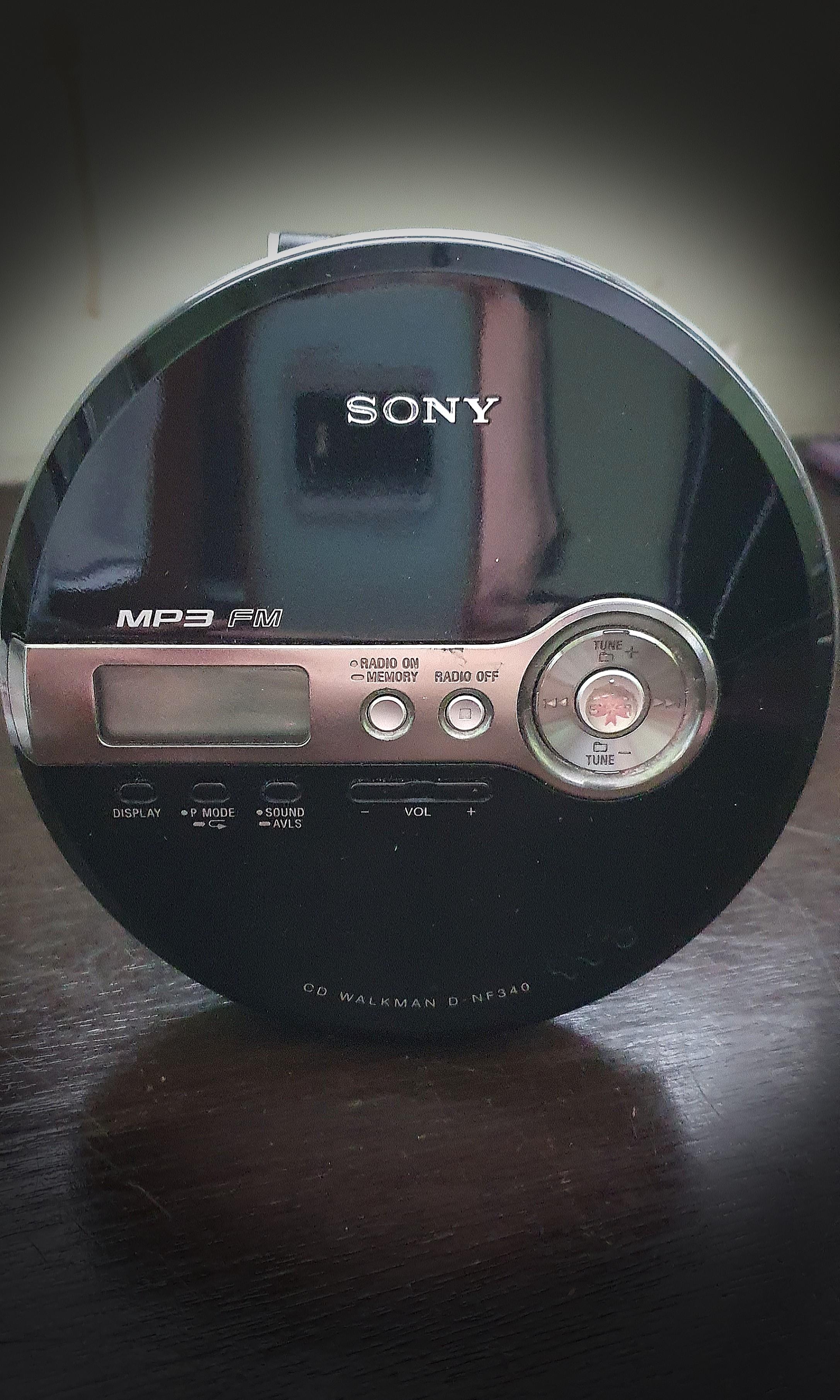 Sony MP3 CD Player, Vintage & Collectibles, Vintage Collectibles on
