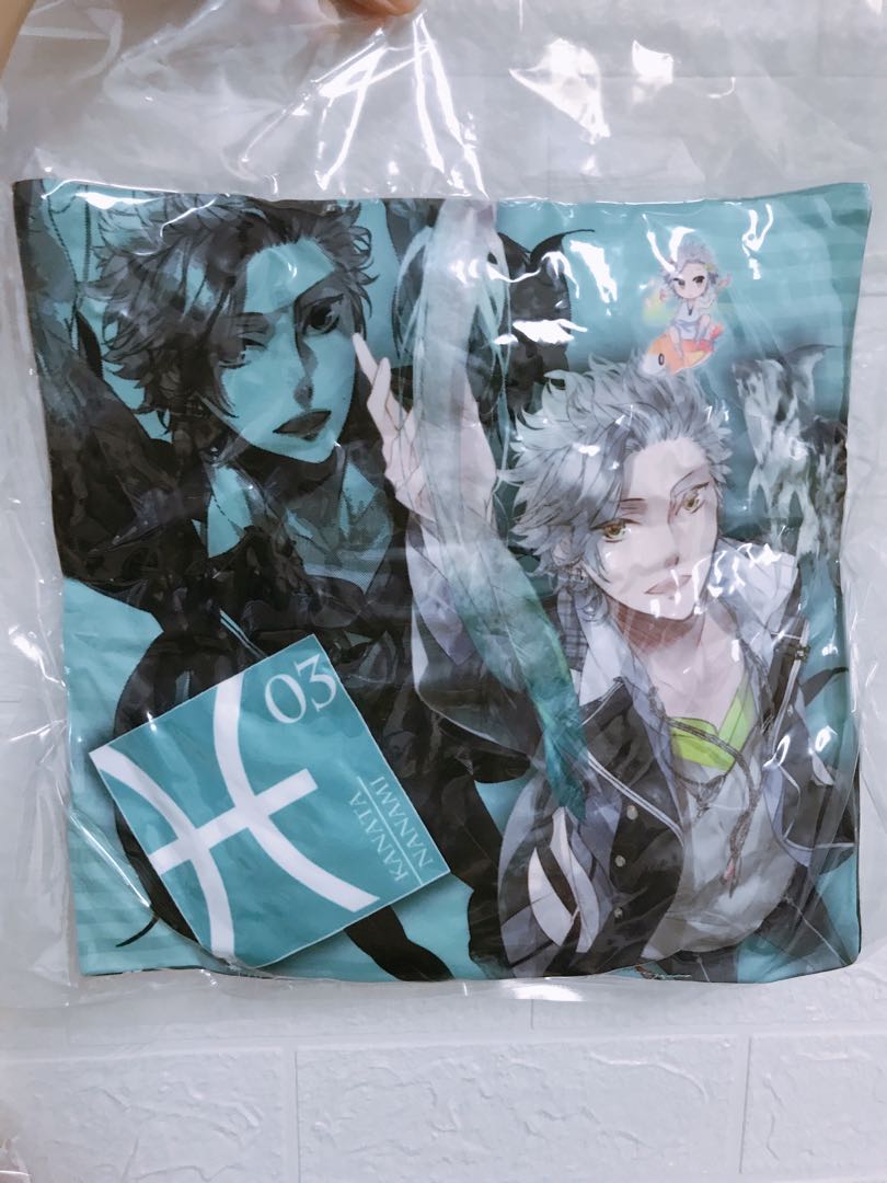 日本正版starry Sky 七海哉太不知火一樹抱枕cushion 興趣及遊戲 玩具 遊戲類 Carousell