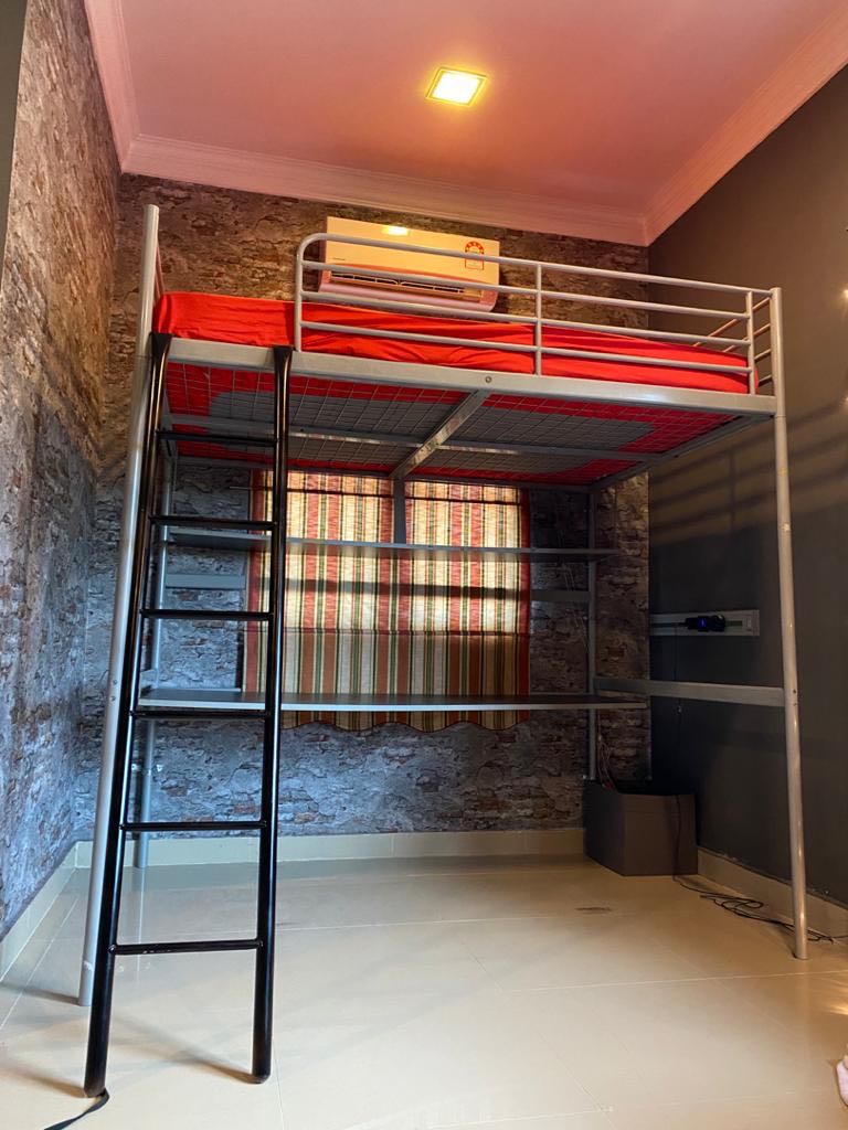 Svarta Ikea Double Story Bed Queen Size Home Furniture Others On Carousell