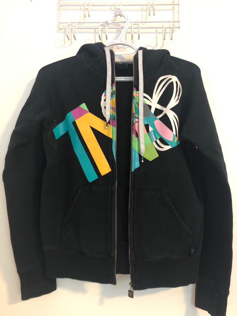 tna zip up hoodie
