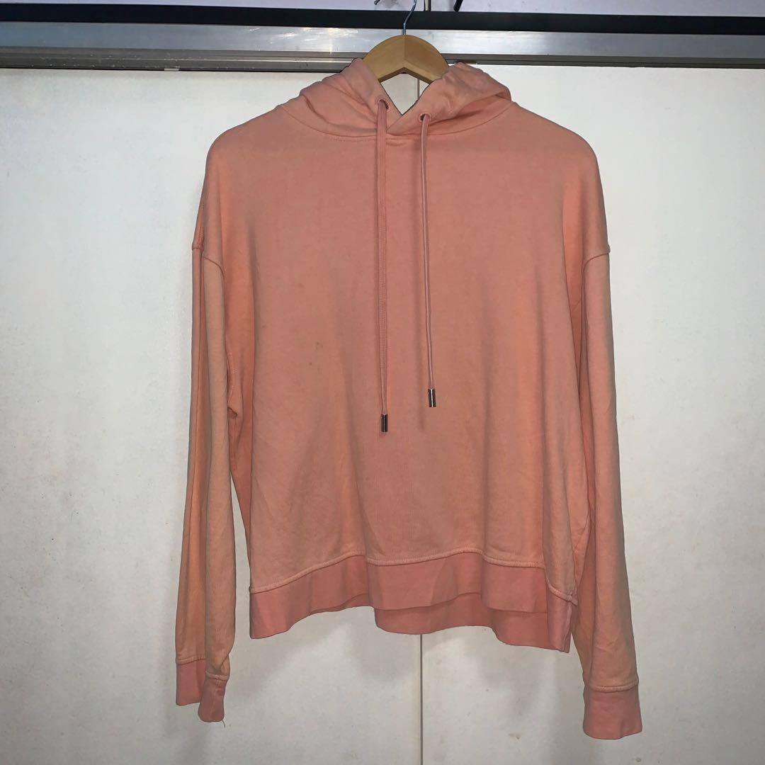 Acne studios yala as hooded logo rib (Category: Coats, Jackets and Outerwear) located in Quezon City. Submitted by eiagarxia (Listing ID 1014742138, Image 1). Description: Loved this sweater but sadly had to sell it 9/10 condition has side prints in the inner hoodie.