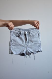 (Category: ) located in . Submitted by cycloset (Listing ID 1014610569, Image 1). Description: .