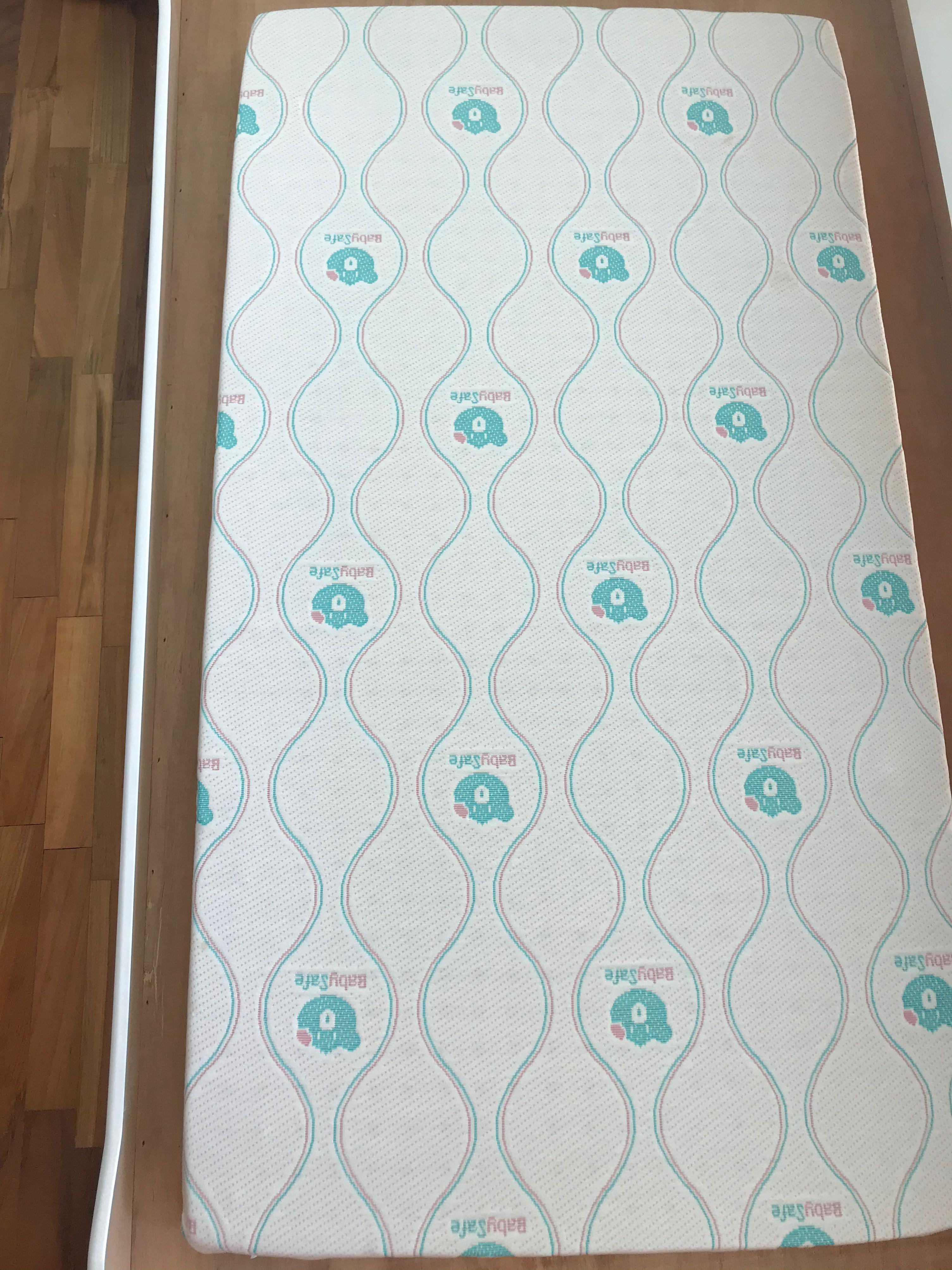 babysafe mattress