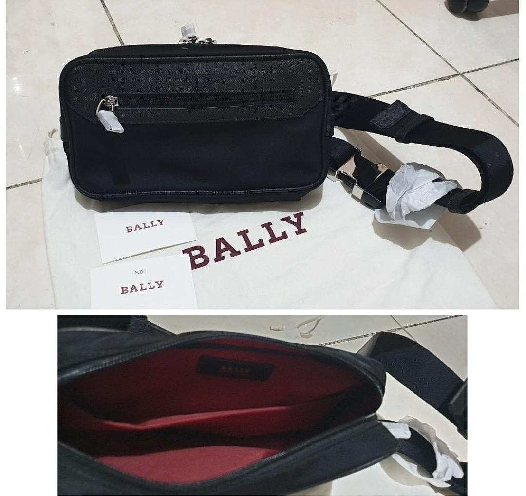 Bally Nylon Waist Bag Black, Barang Mewah, Tas & Dompet di Carousell