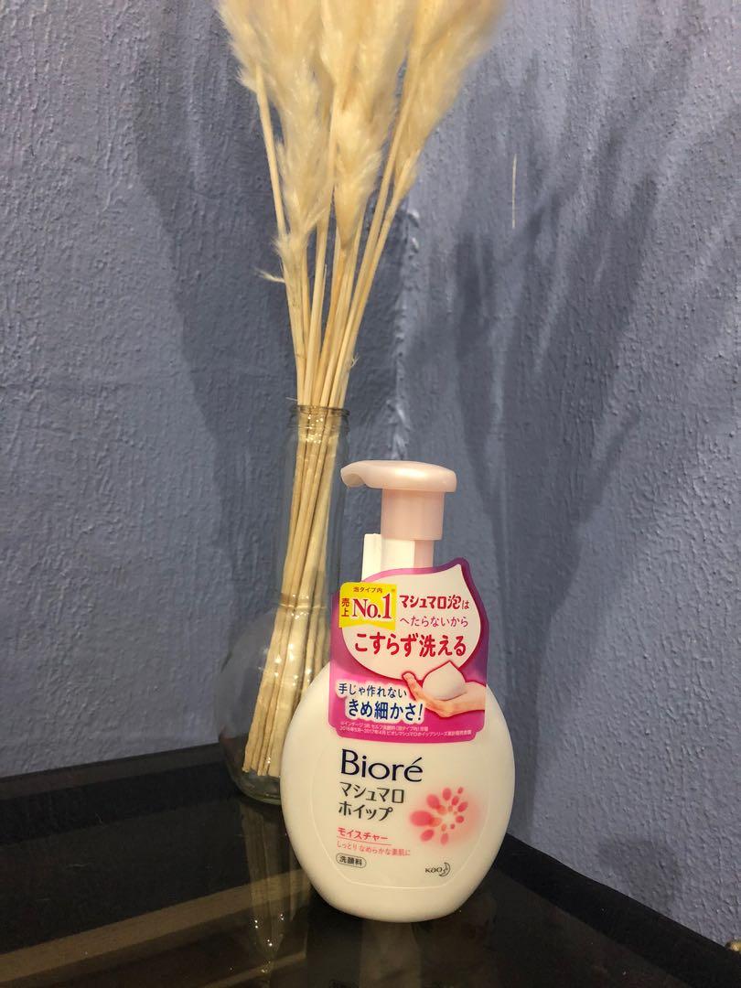 biore marshmallow whip facial wash