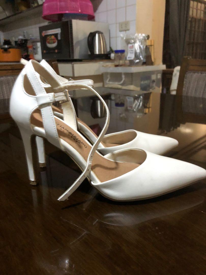 Christian Siriano White Pump Shoes