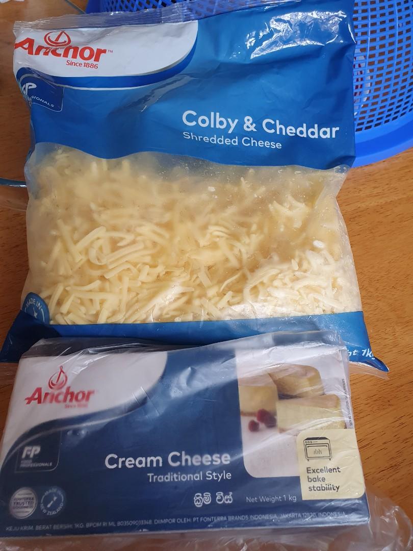 Cream Cheese and Cheddar Cheese Bundle, Food & Drinks, Packaged