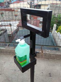 Foot Press Alcohol / Sanitizer Dispenser Stand