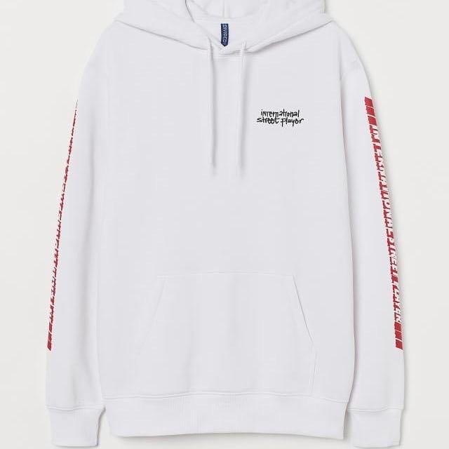 Hoodie H M International Street Player Palingdicari Fesyen Pria Pakaian Baju Luaran Di Carousell