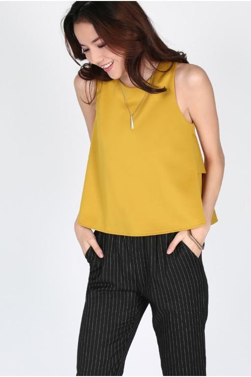 ruffle back top