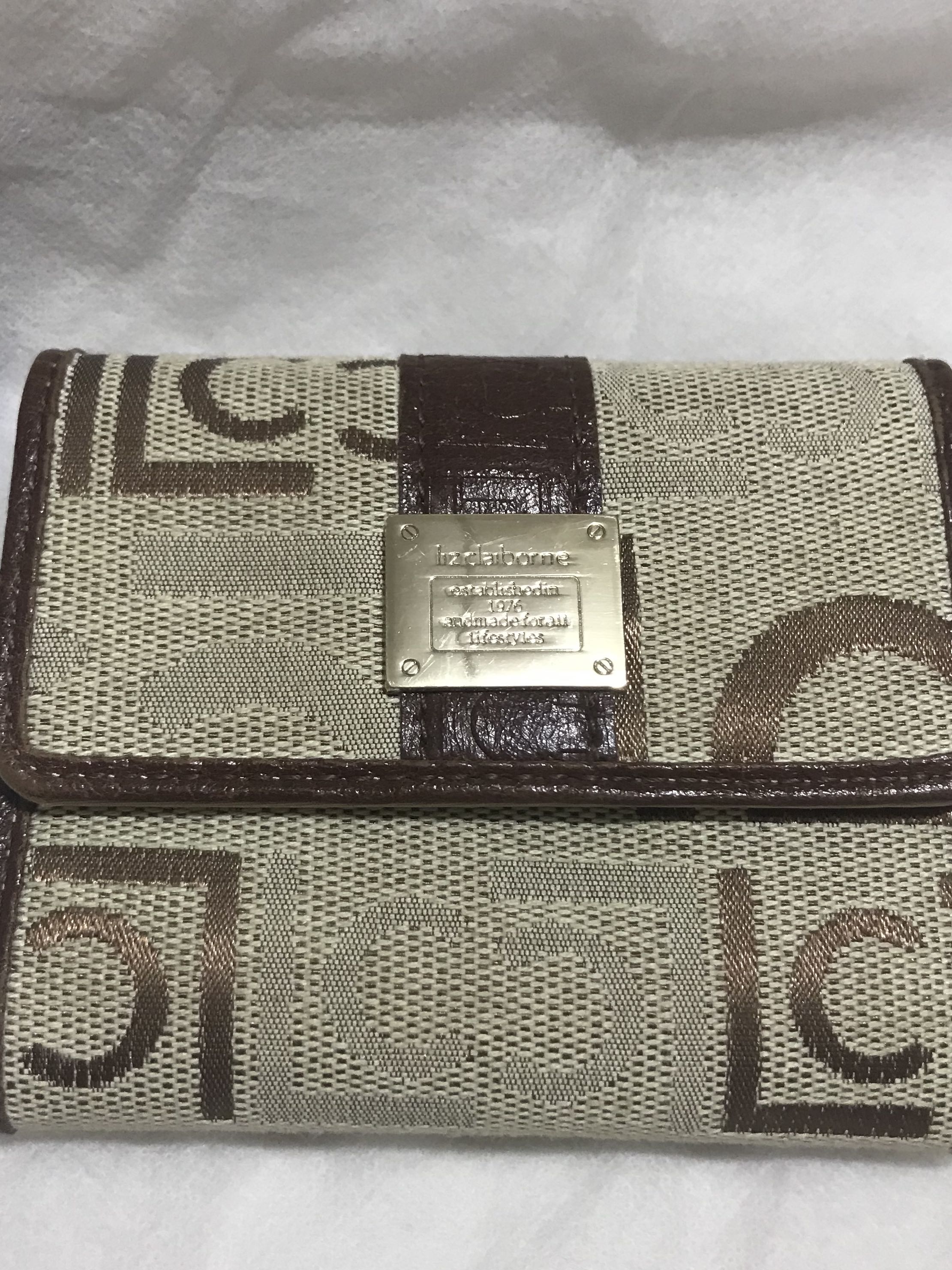 liz claiborne wallet