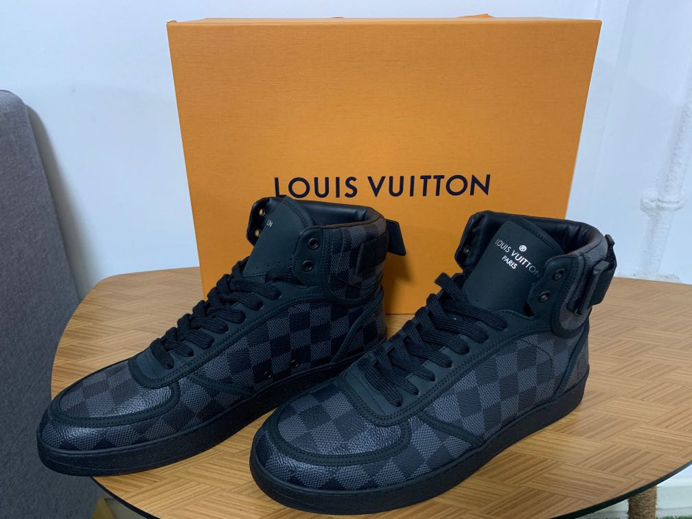 Louis Vuitton LV Rivoli Sneaker, Luxury, Sneakers & Footwear on Carousell
