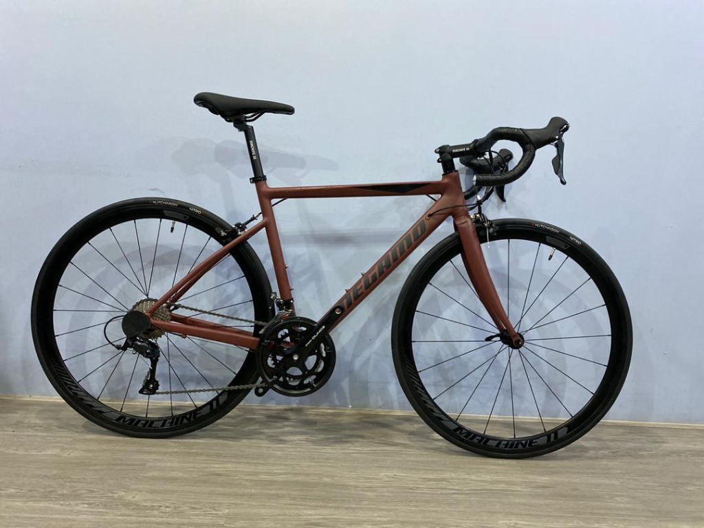 MEGAMO JASPER 700 SHIMANO R3000 SORA 2X9 SPEED GREY BLK RED BLK