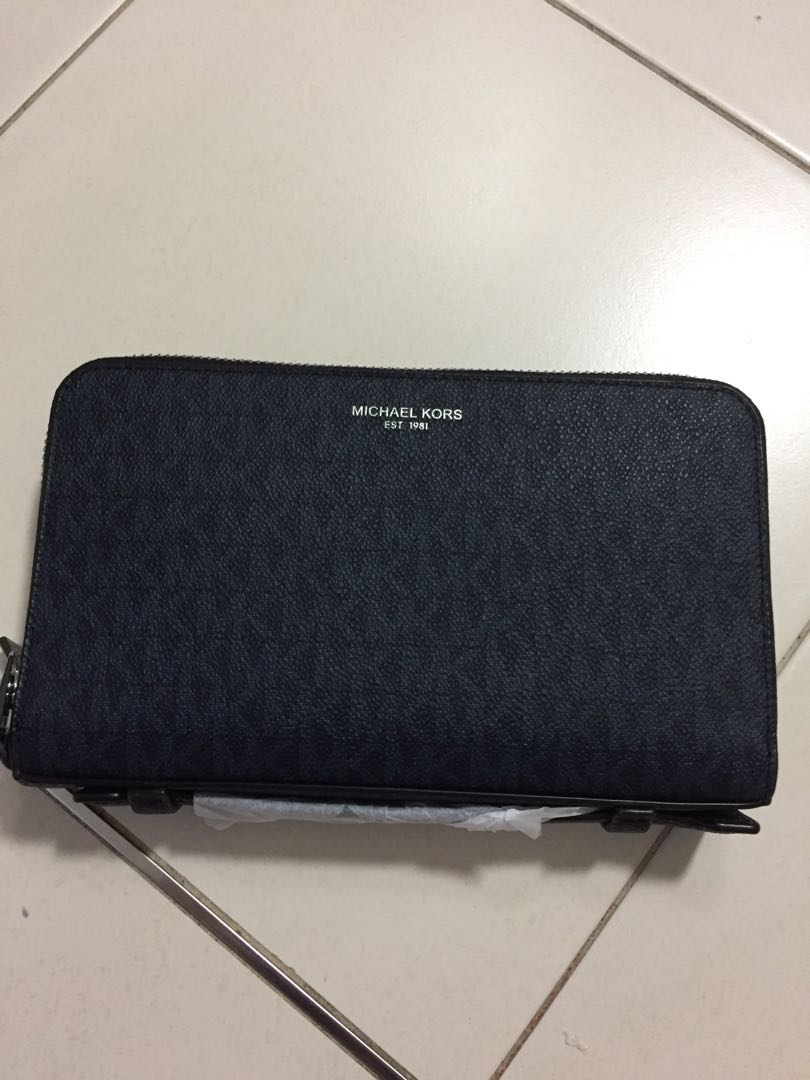 michael kors money bag