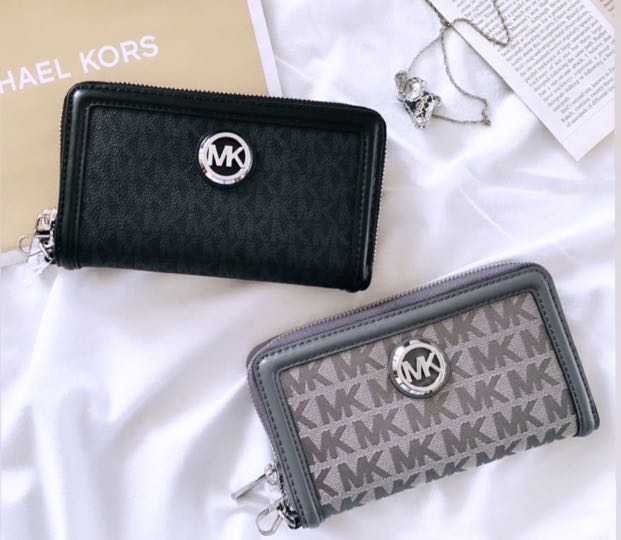 mk wallet outlet