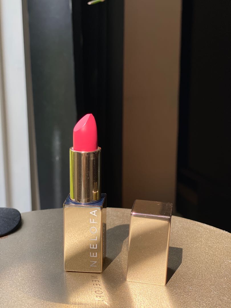 neelofa lipstick diva