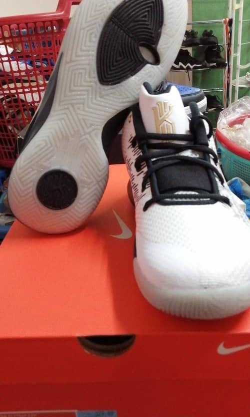 Fake kyrie flytrap sale
