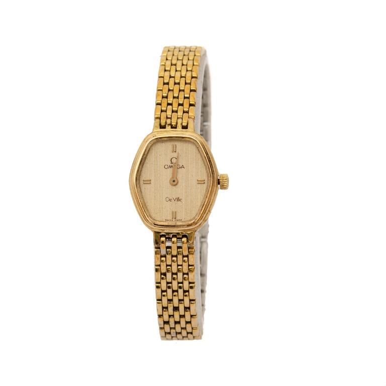OMEGA 1982 De Ville Yellow Gold Plated 17mm 1450 Swiss Quartz Watch,  Luxury, Watches on Carousell