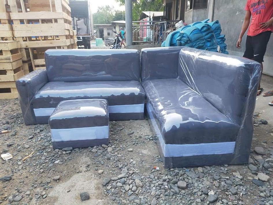 ON HAND SOFA SET FREE DELIVERY BULACAN AREA, Furniture & Home Living, Furniture, Sofas on Carousell