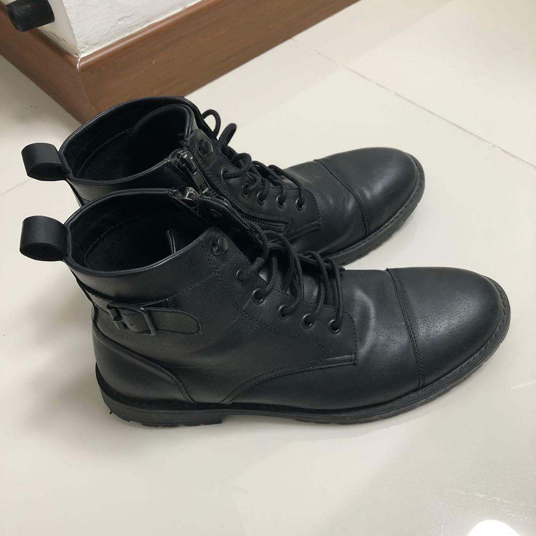 pull and bear black boots