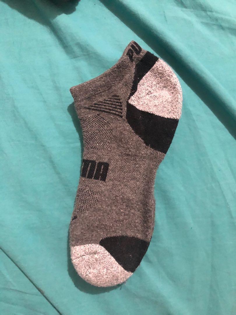 Puma gray socks (Category: Socks) located in Quezon City. Submitted by katrielleconstance (Listing ID 1014688386, Image 1). Description: .