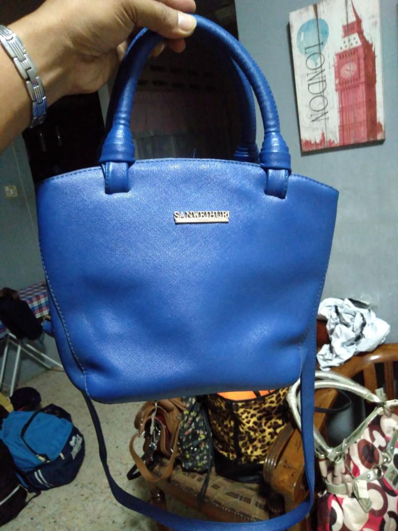 blue colour bag