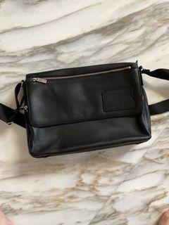 Tas pria tas kerja