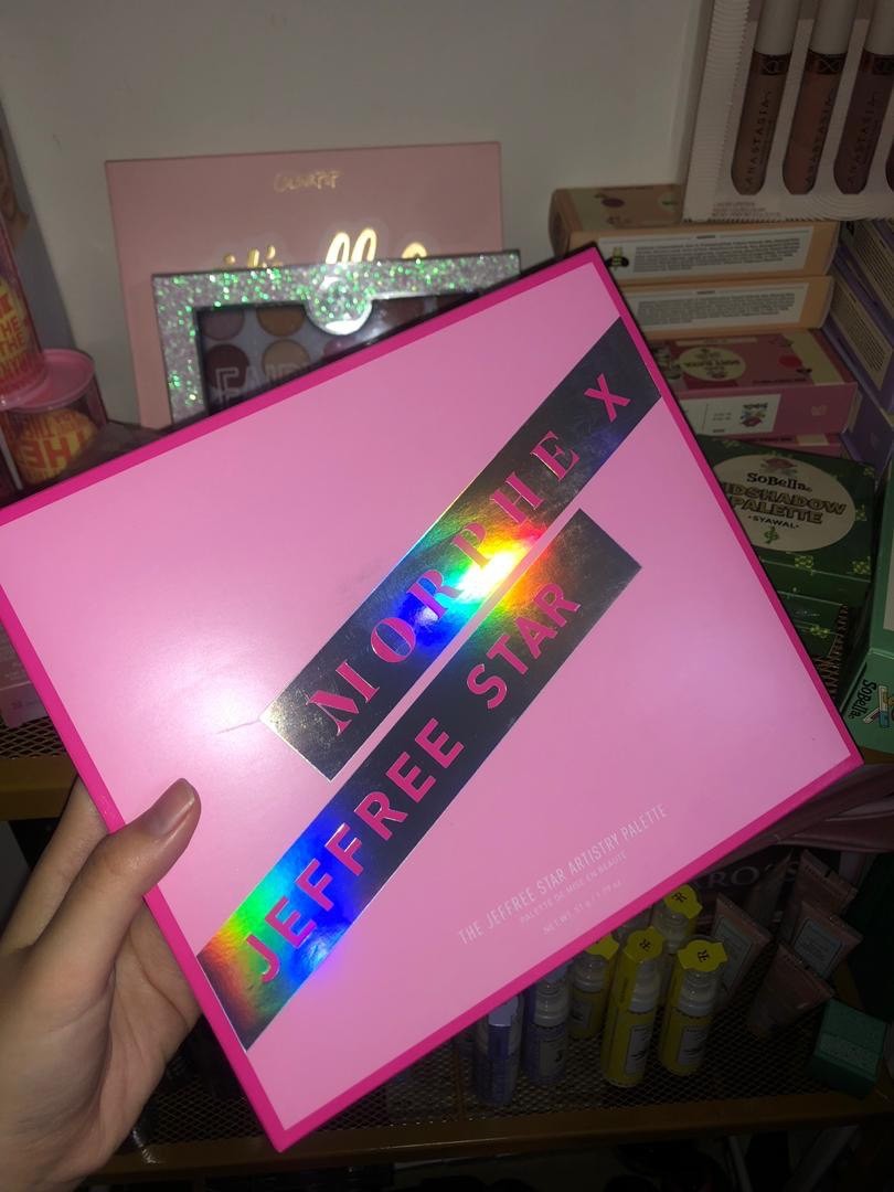 The Jeffree Star Artistry Palette Health Beauty Makeup On Carousell