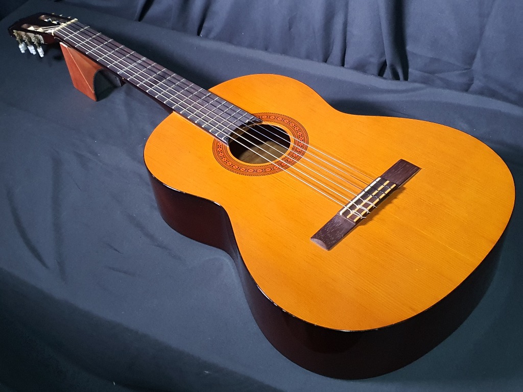 Yamaha c60 guitar 2025 price